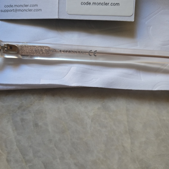 Sunglasses Moncler ML 0117 - 25G Ivory/Brown Mirror, Oval - Picture 9 of 12